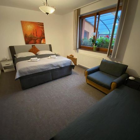 Brezno 2 Izbovy Apartman Sabi Exterior foto